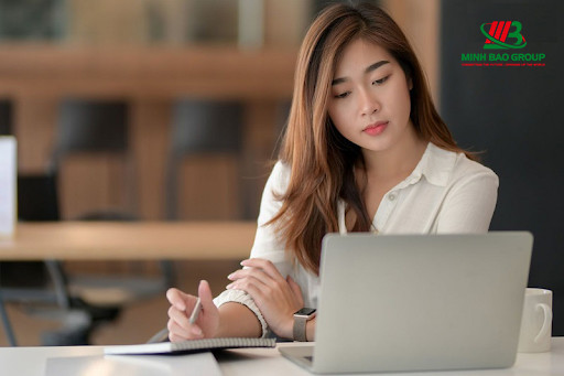 Du học Nhật Bản nên học ngành gì? 15 ngành dễ xin việc nhất 6 Du học ngành biên, phiên dịch